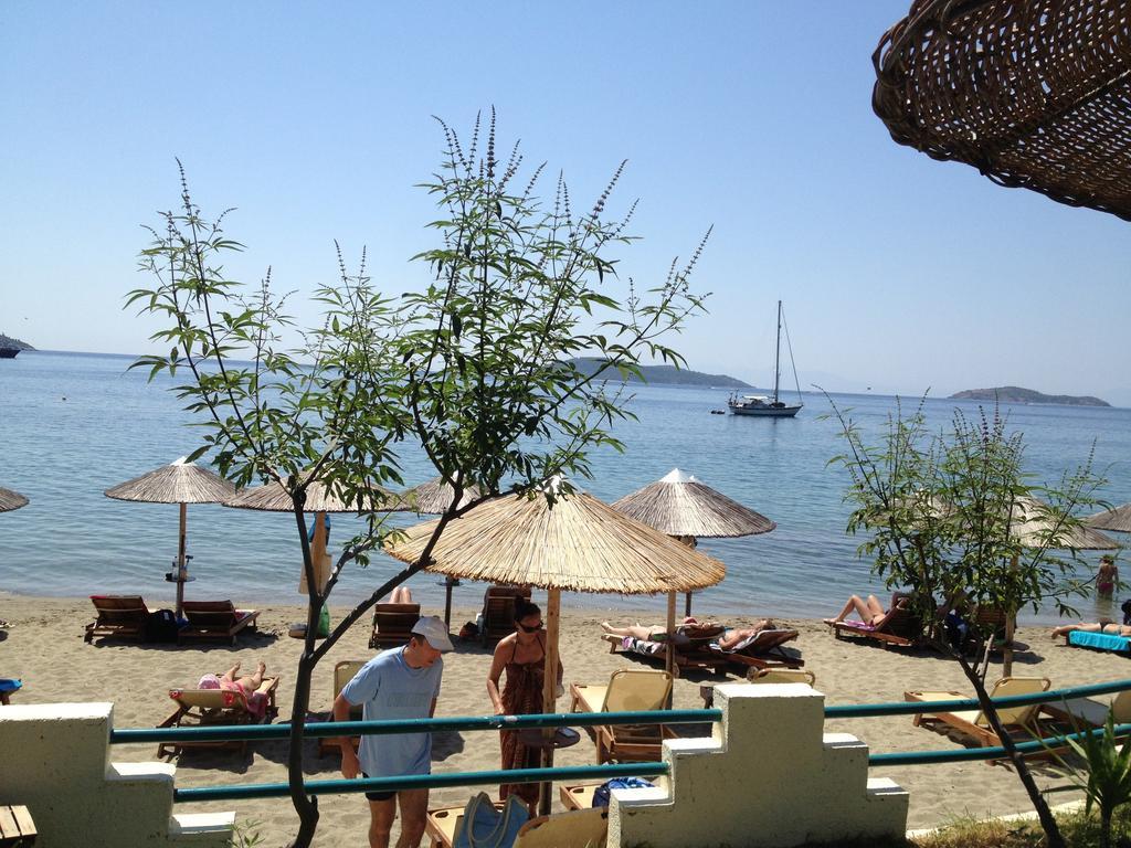 Angeliki Beach Hotel Megali Ammos  Bagian luar foto