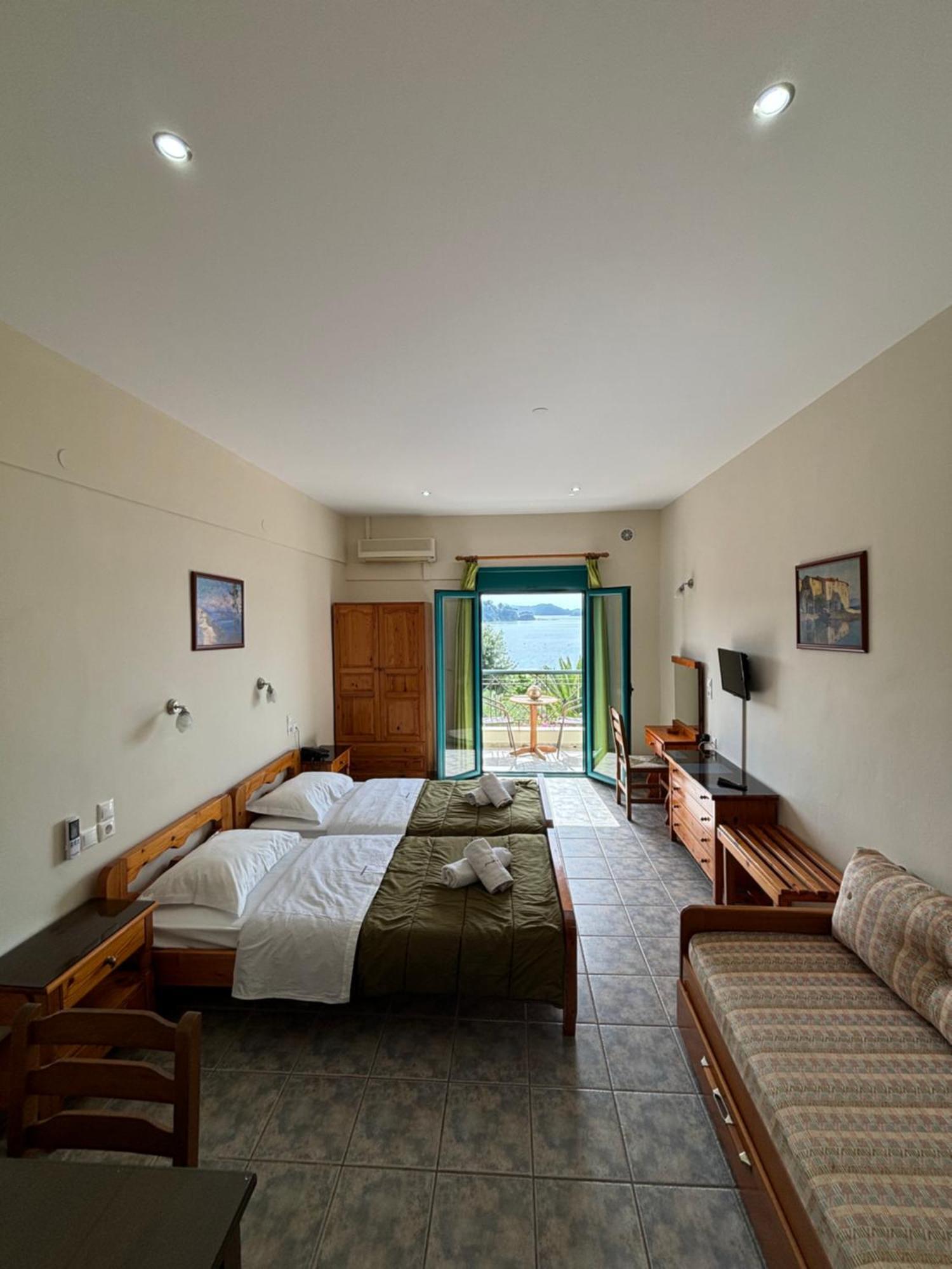 Angeliki Beach Hotel Megali Ammos  Bagian luar foto