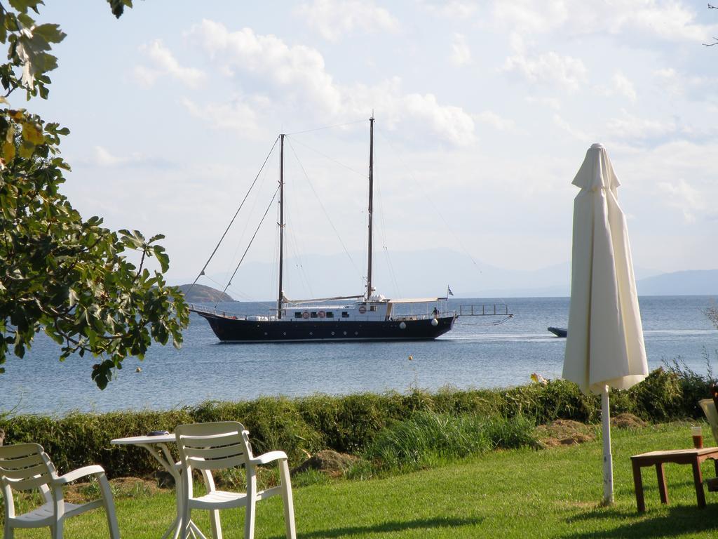 Angeliki Beach Hotel Megali Ammos  Bagian luar foto